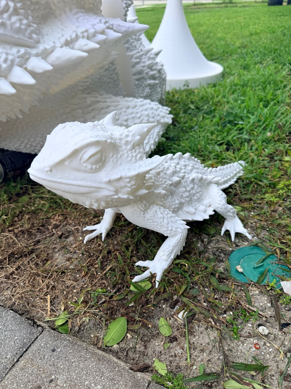 Detailed 3D printed horned lizard sculpture