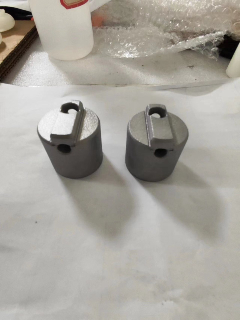 Pair of metal 3D printed cylindrical parts